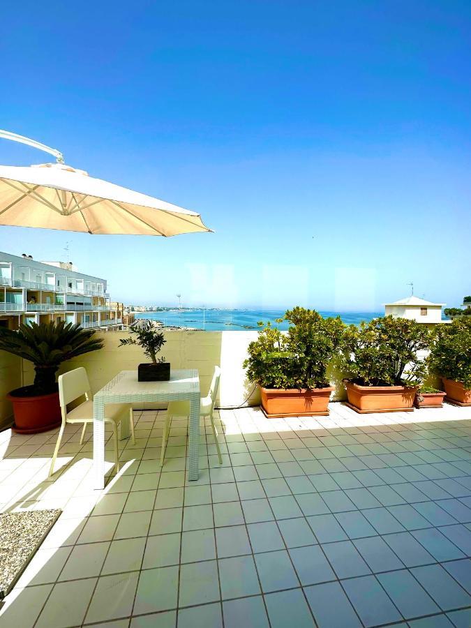 Apartamento La Mia Terrazza Sul Mare - Mared'Amare Bari Exterior foto